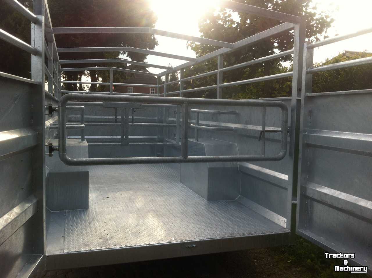 Livestock trailer Heuvelmans 6VWH6025  veewagen 6 en 7 mtr uit voorraad