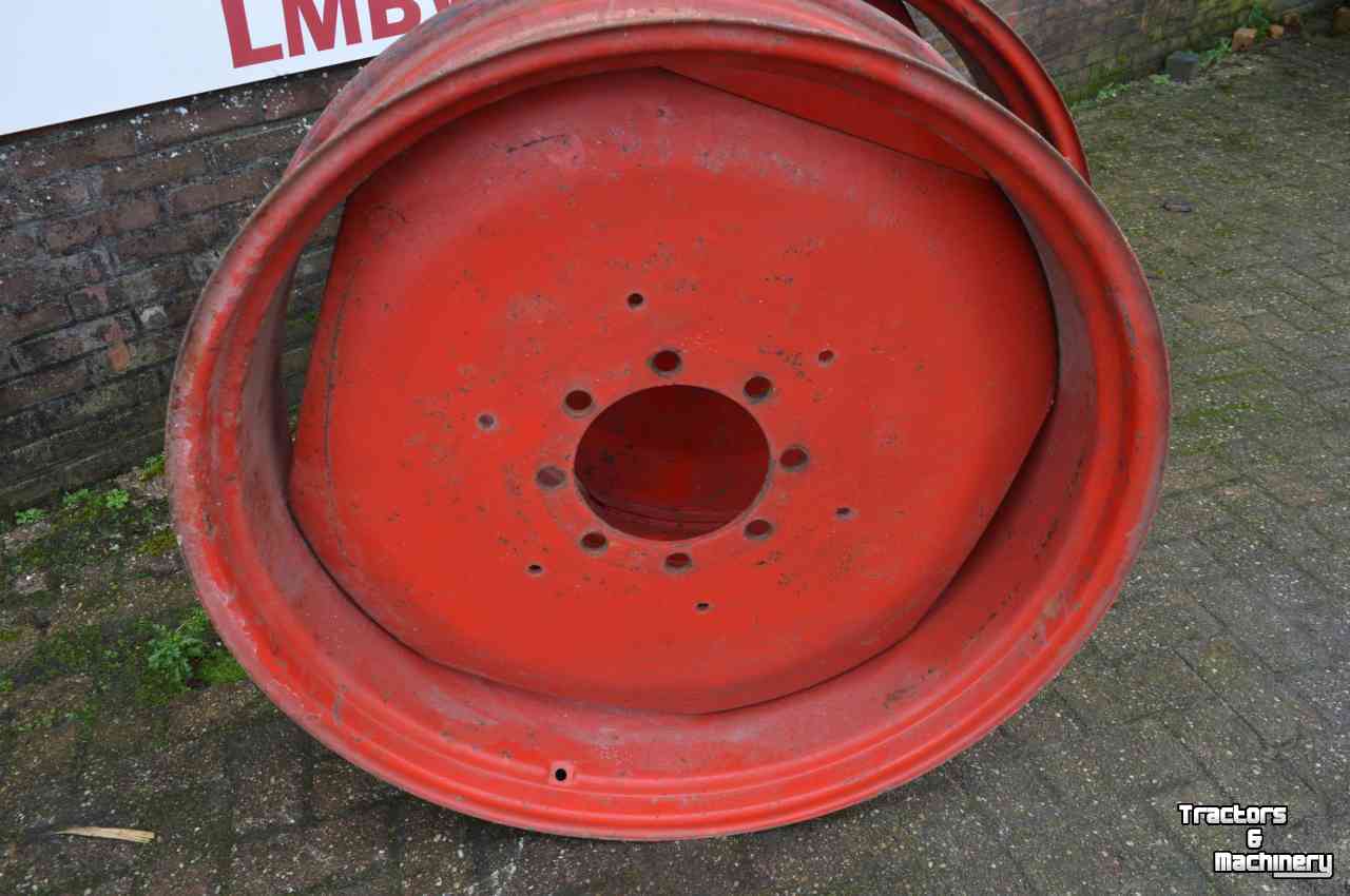 Wheels, Tyres, Rims & Dual spacers Fendt w11x38