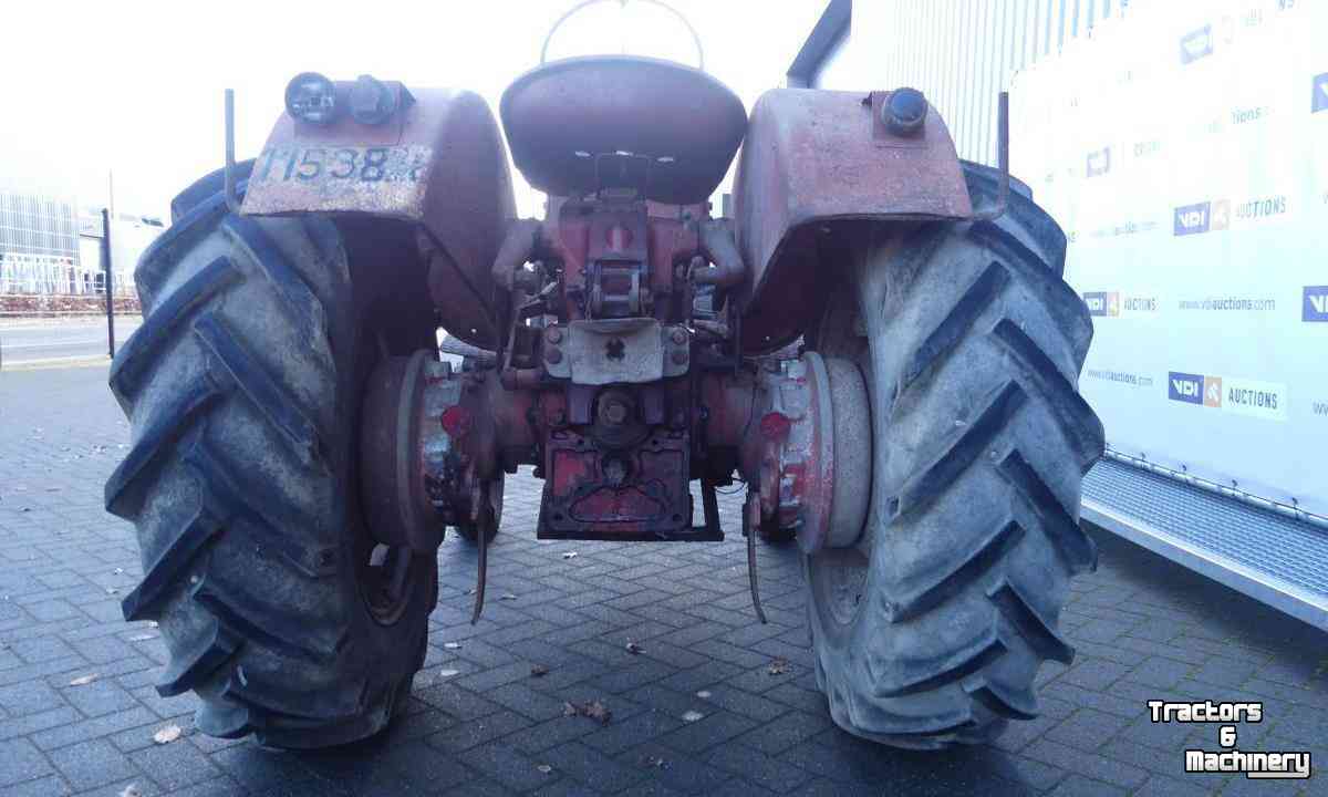 Oldtimers Porsche Allgaier Porsche Vinyard AP 22 Tractor Oldtimer