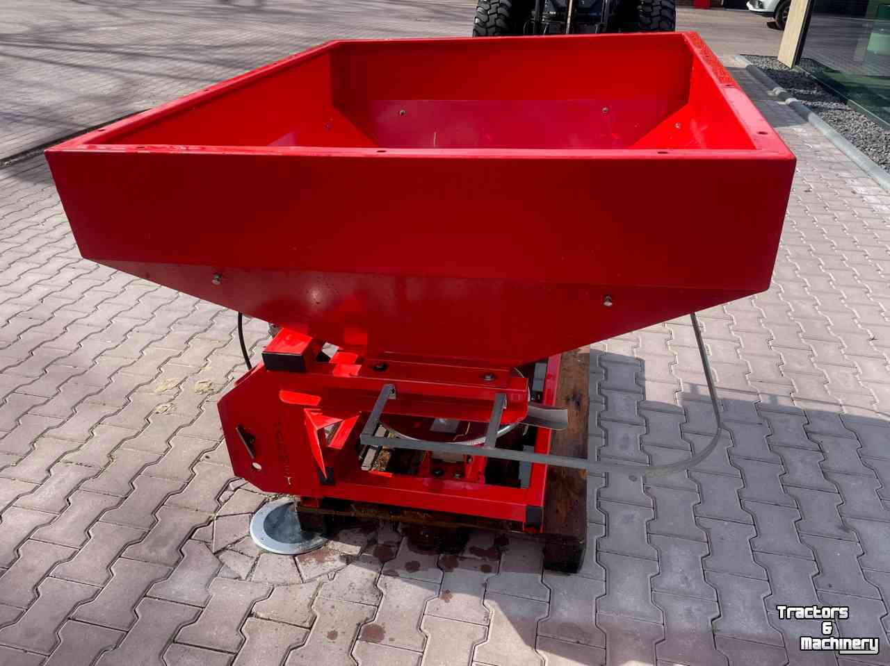 Fertilizer spreader  Kunstmeststrooier