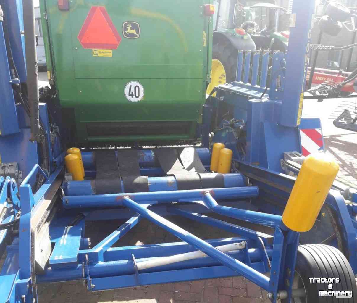 Balers John Deere 644 Ronde-balen pers in Goweil wikkelaar frame / Pers-wikkel combi