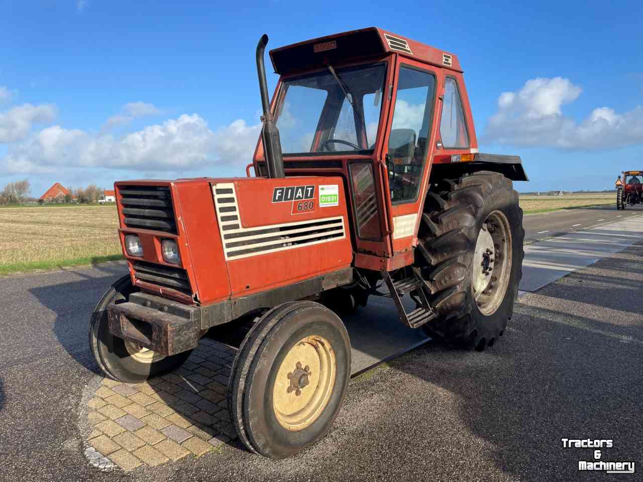 Tractors Fiat 680