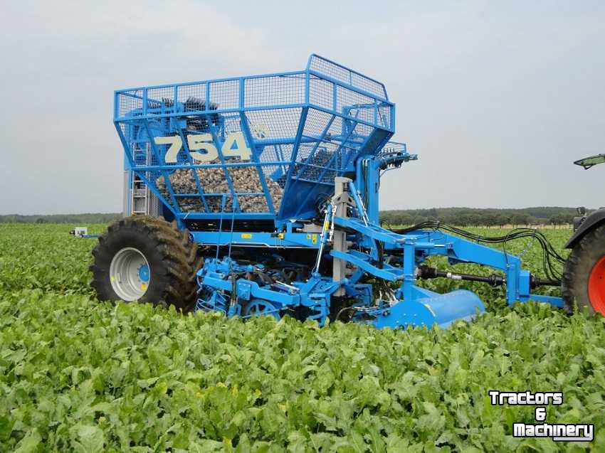 Sugar beet harvester Edenhall 754 Verstek bunkerrooier