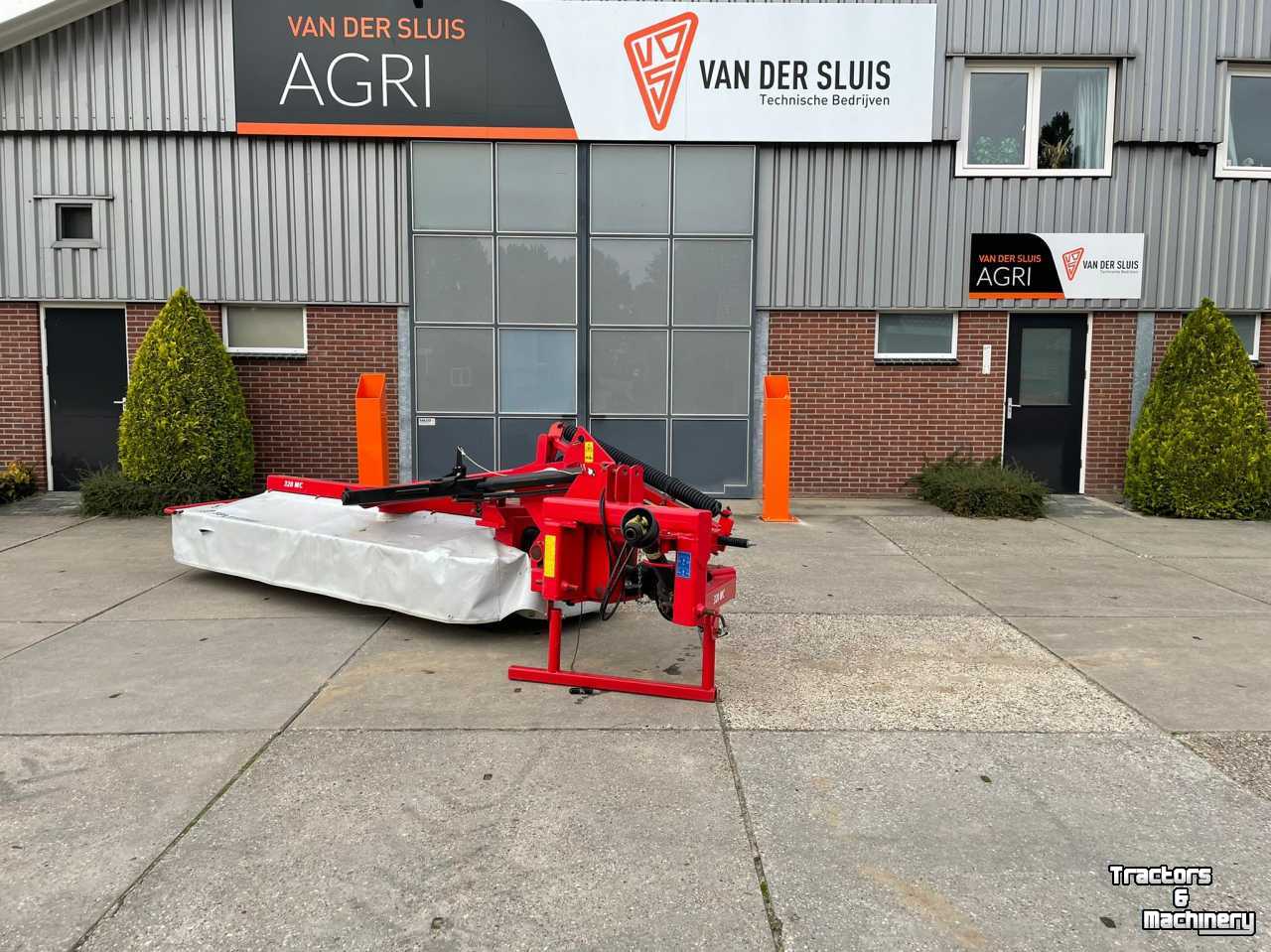 Mower Lely 320 MC Achtermaaier