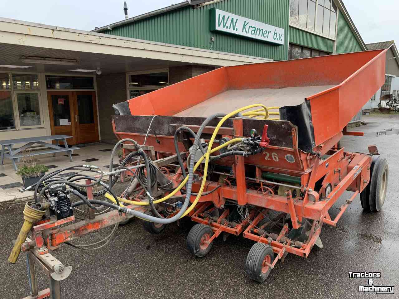 Potato planter Structural snaren pootmachine