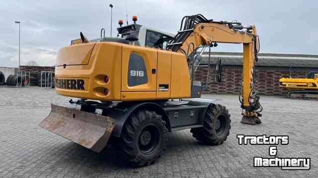 Excavator mobile Liebherr 916