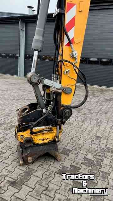 Excavator mobile Liebherr 916