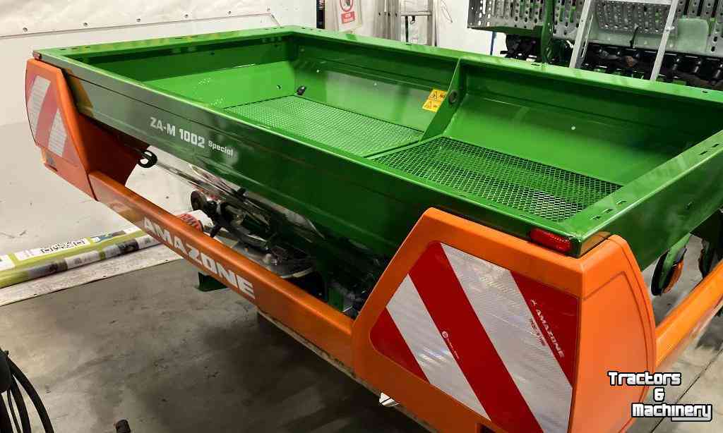 Fertilizer spreader Amazone ZA-M 1002 Special Kunstmeststrooier