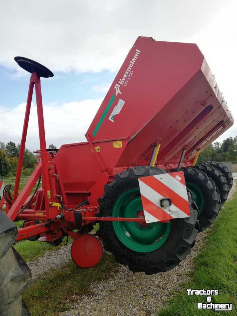 Potato planter Kverneland 3300, pootmachine, poter