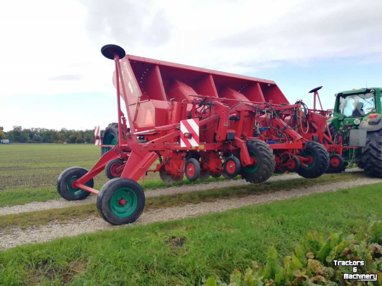 Potato planter Kverneland 3300, pootmachine, poter