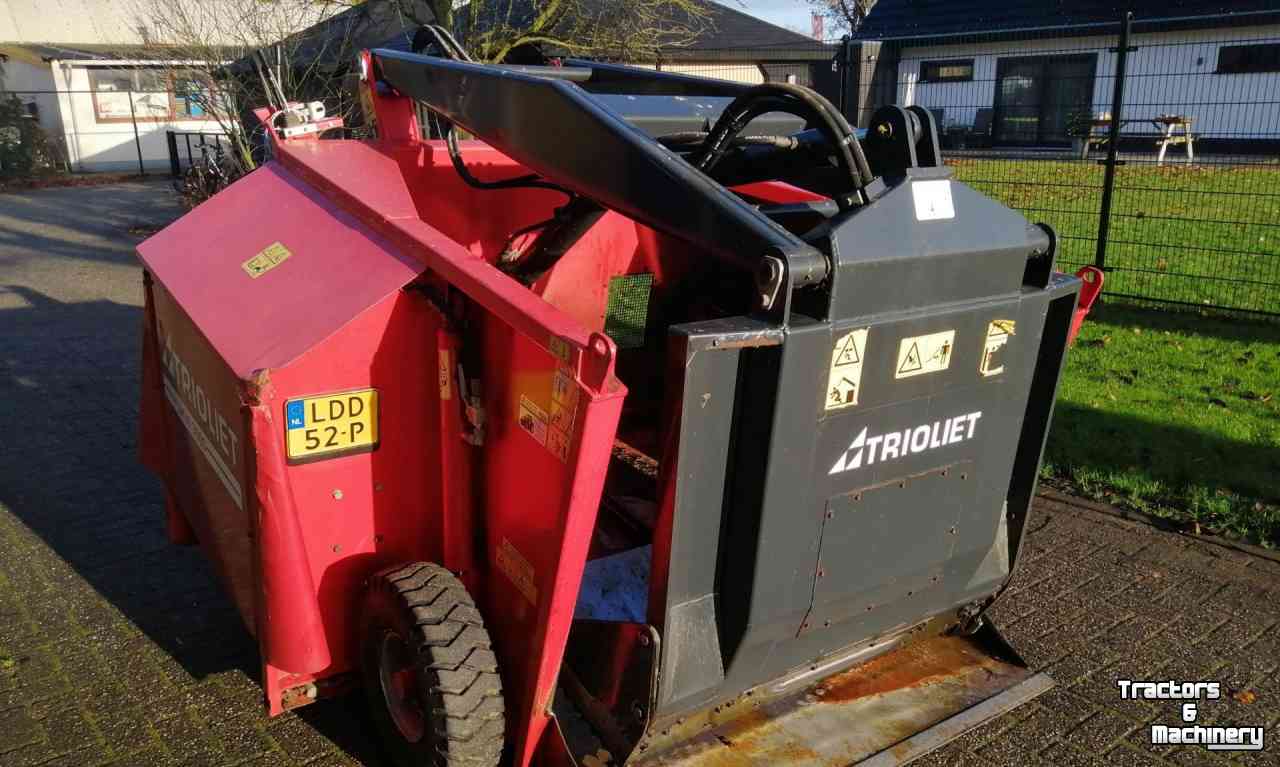 Silage grab-cutter wagon Trioliet UKW 3000 Uitkuilwagen