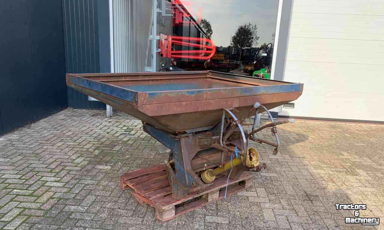 Fertilizer spreader Bogballe BL600