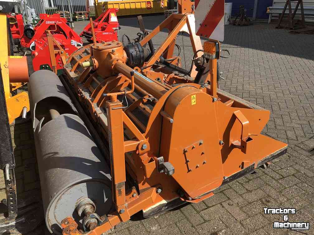 Rotary Tiller Struik RF310 Duo hakenfrees