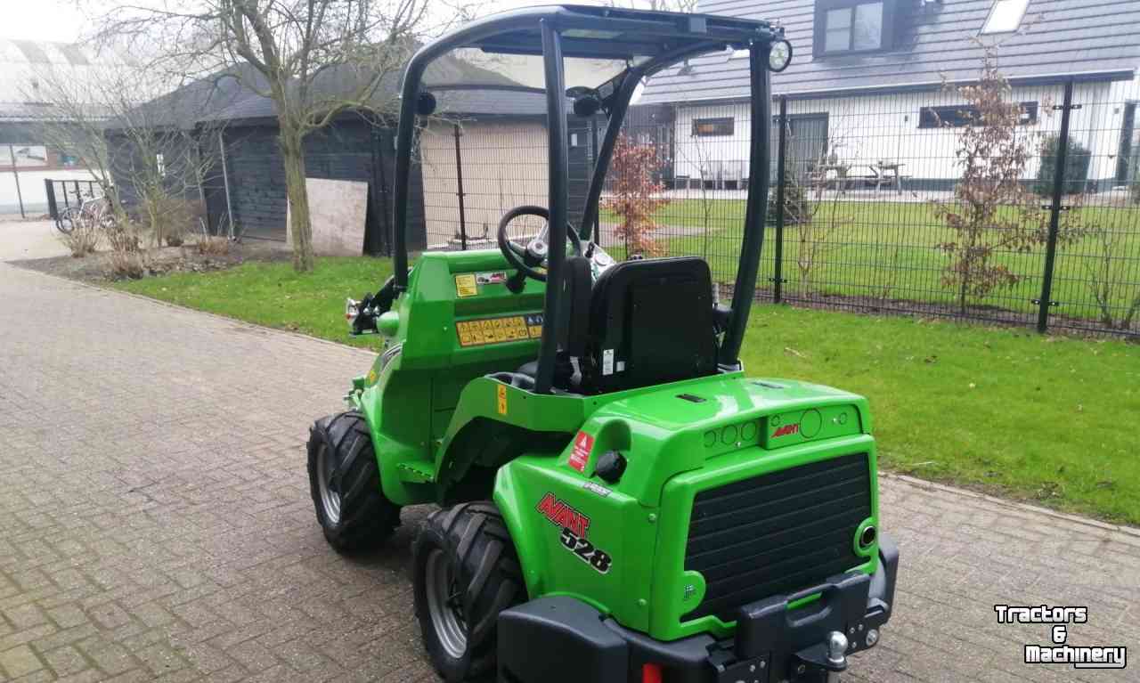 Wheelloader Avant 528 TDL