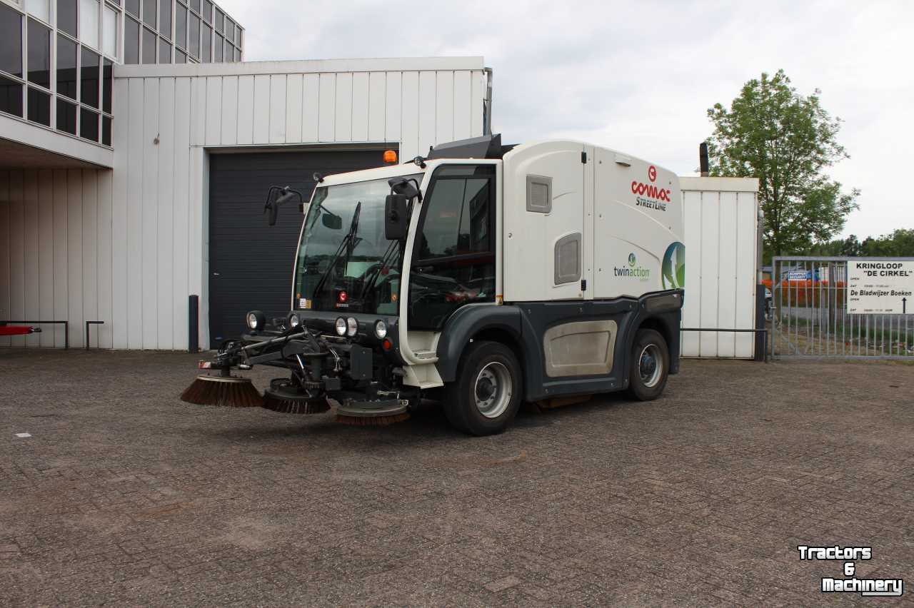 Sweeper  Comac HP 6000 veegwagen