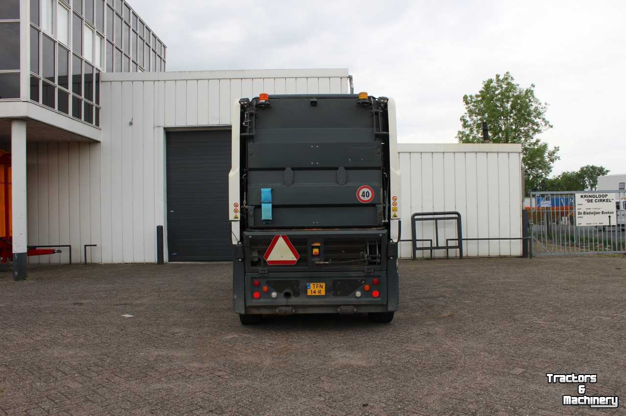 Sweeper  Comac HP 6000 veegwagen