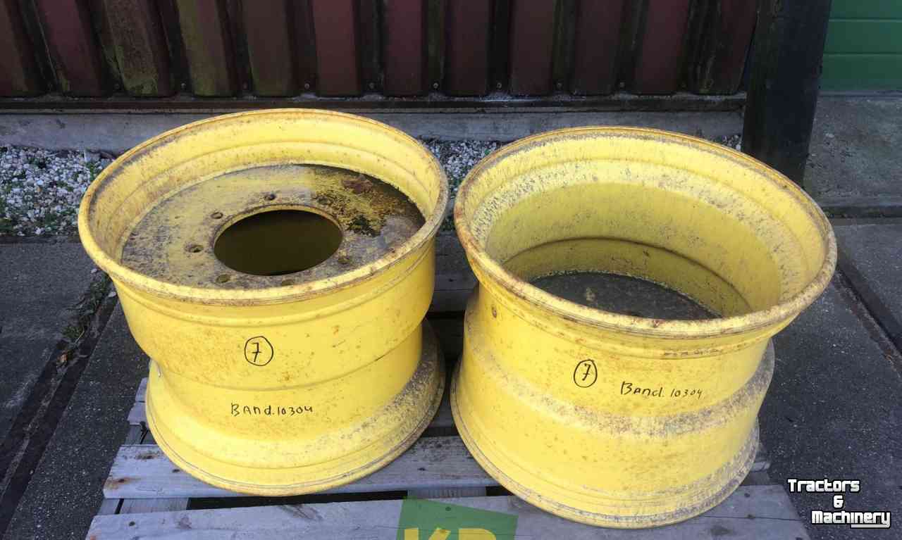 Wheels, Tyres, Rims & Dual spacers John Deere 16.00X22.5 Velgen