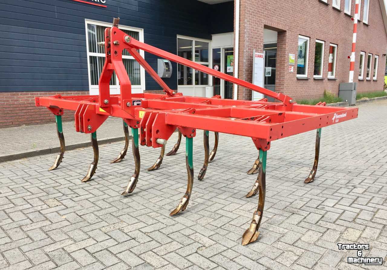 Cultivator Kverneland vaste tand cultivator met 3 rijen CLH