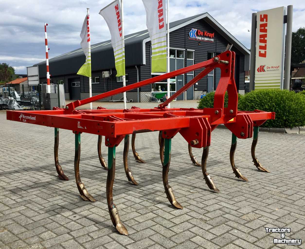 Cultivator Kverneland vaste tand cultivator met 3 rijen CLH