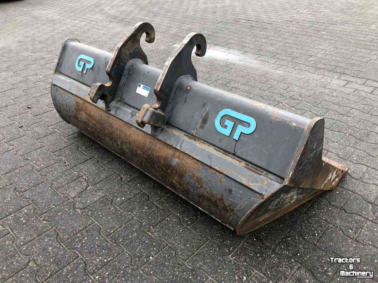 Excavator buckets GP Slotenbak CW 10 met tapse bodem