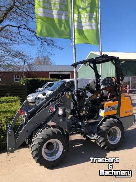 Wheelloader Giant 2300 HD