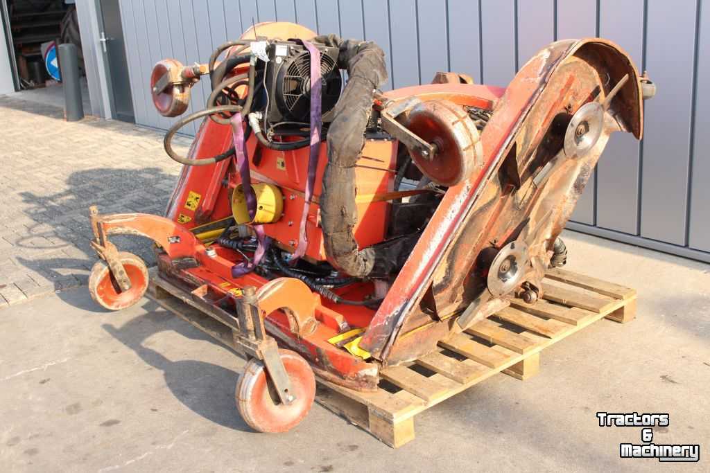 Mower  Loipfinger R400M cirkelmaaier / Sichelmäher / mower / maaidek