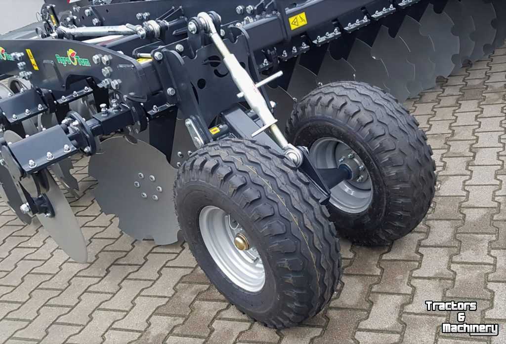 Disc harrow Agro-Tom 5mtr Schijveneg ATH premium ruime bouw