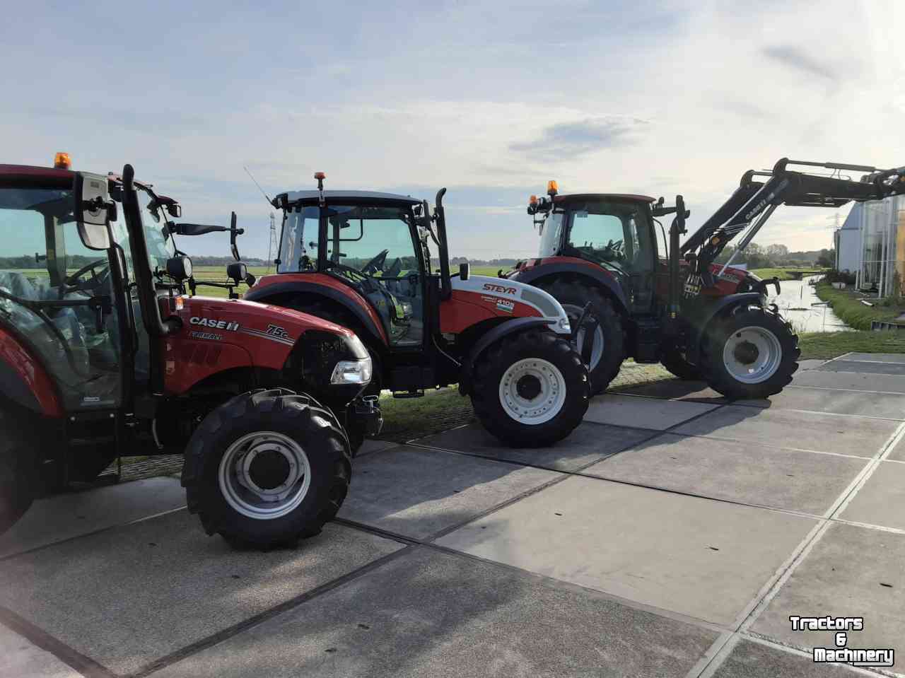 Tractors Case-IH Farmall Kompakt Vestrum Maxxum