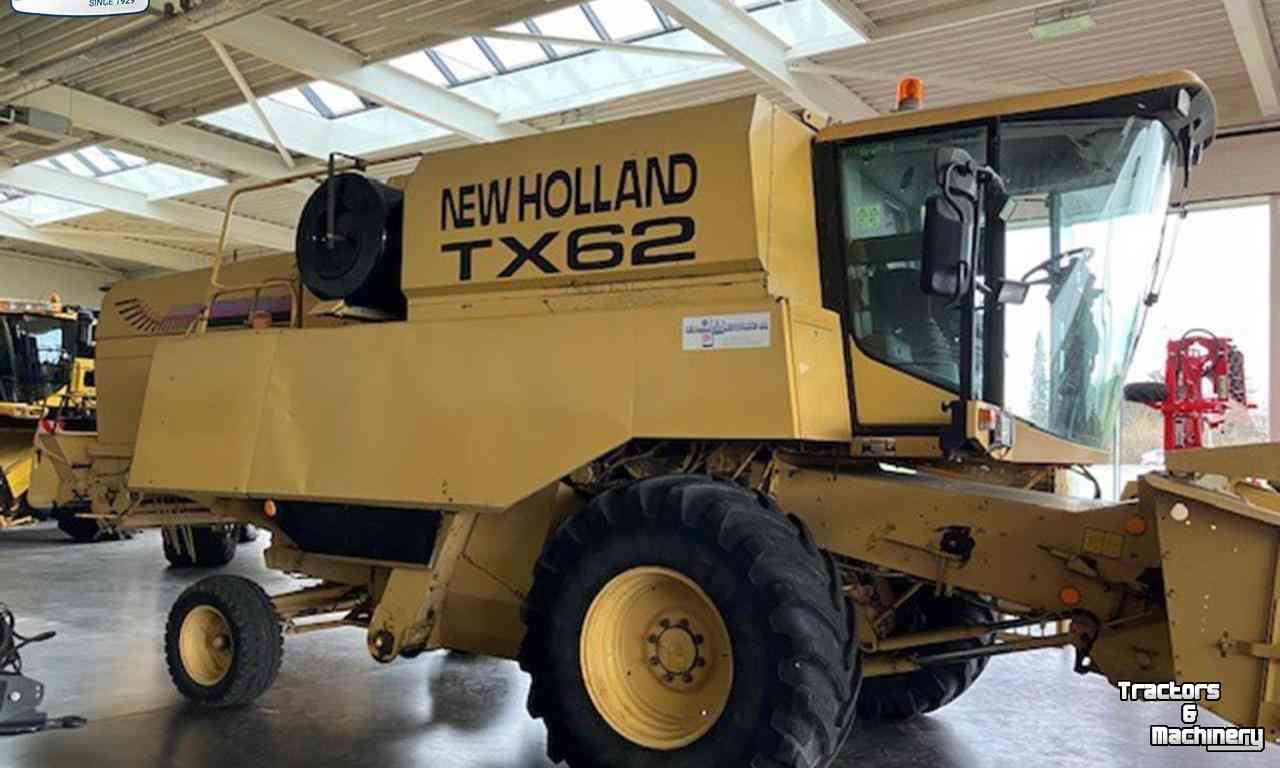 Combine New Holland TX62