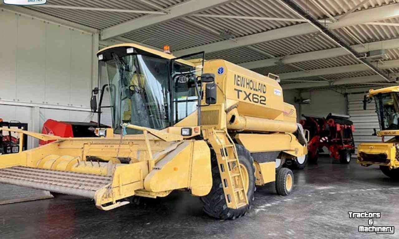 Combine New Holland TX62