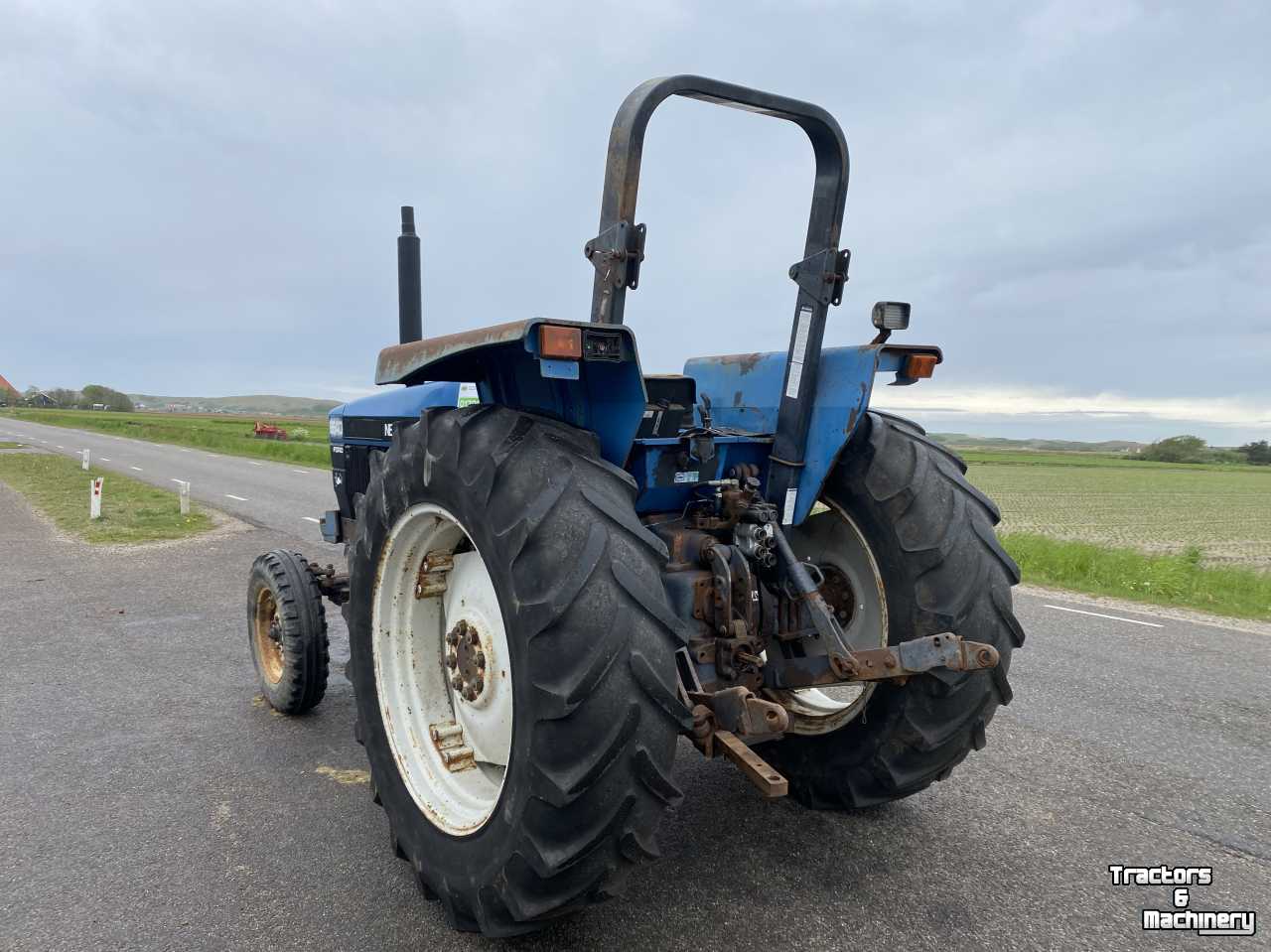 Tractors New Holland 6640 SL