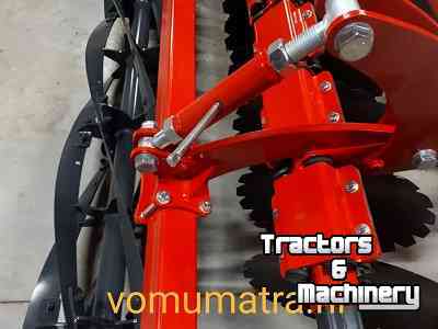 Disc harrow ADV Technik frontschijveneg met messenrol