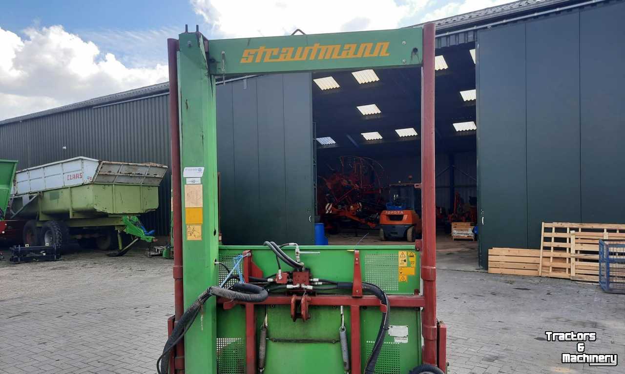 Silage block-cutter Strautmann HX4 Kuilvoersnijder