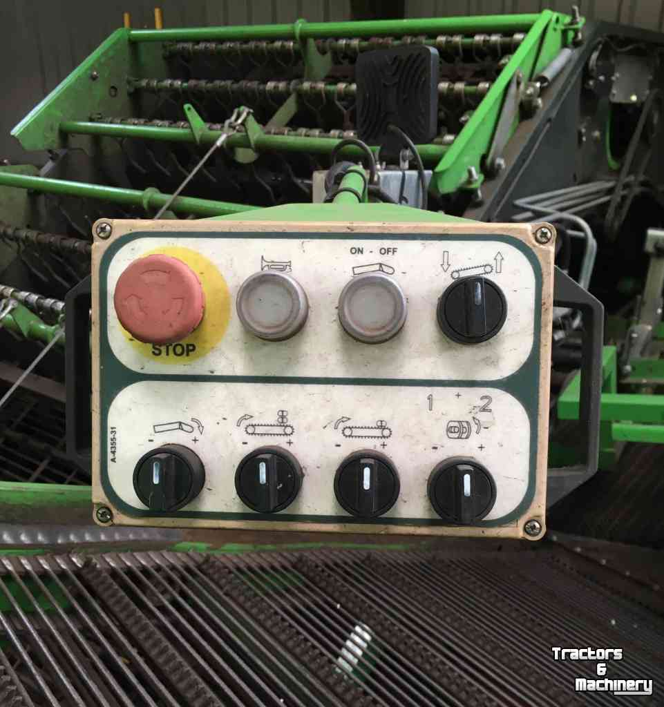 Potato harvester AVR Spirit 6200 Aardappelrooier