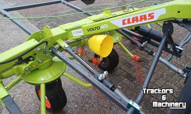 Tedder Claas Volto 45