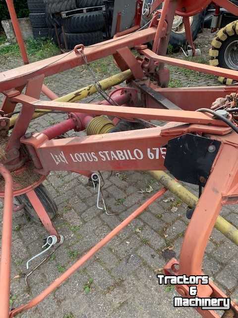 Tedder Lely lotus stabilo 675