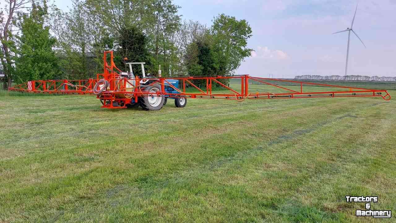 Fieldsprayer 3 points Douven veldspuit 800 ltr