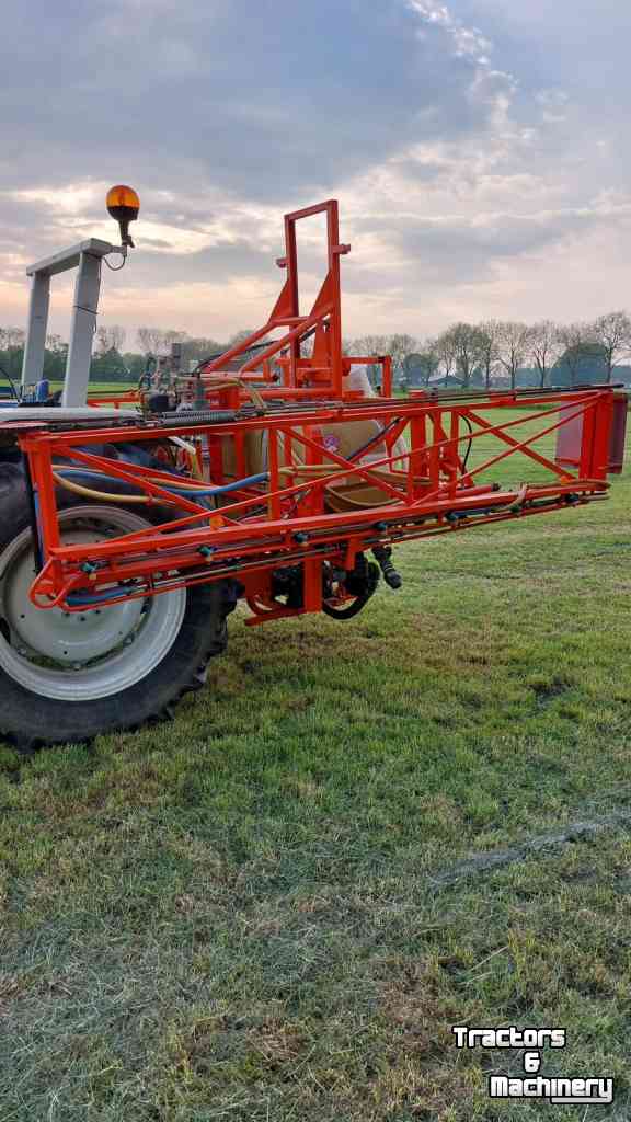 Fieldsprayer 3 points Douven veldspuit 800 ltr