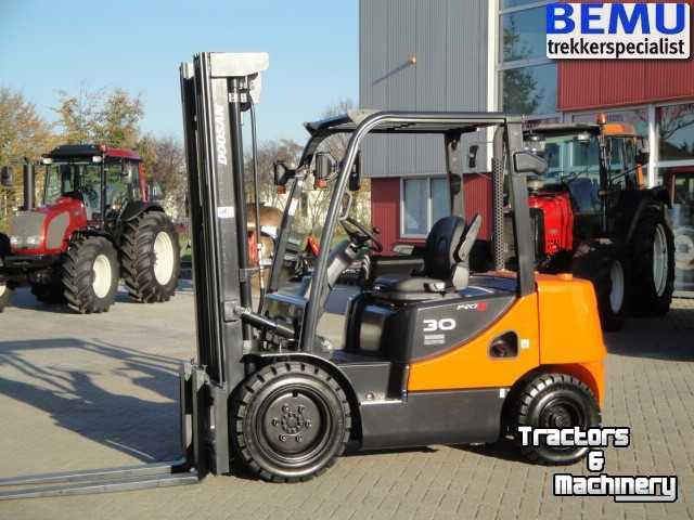 Forklift Doosan Heftrucks