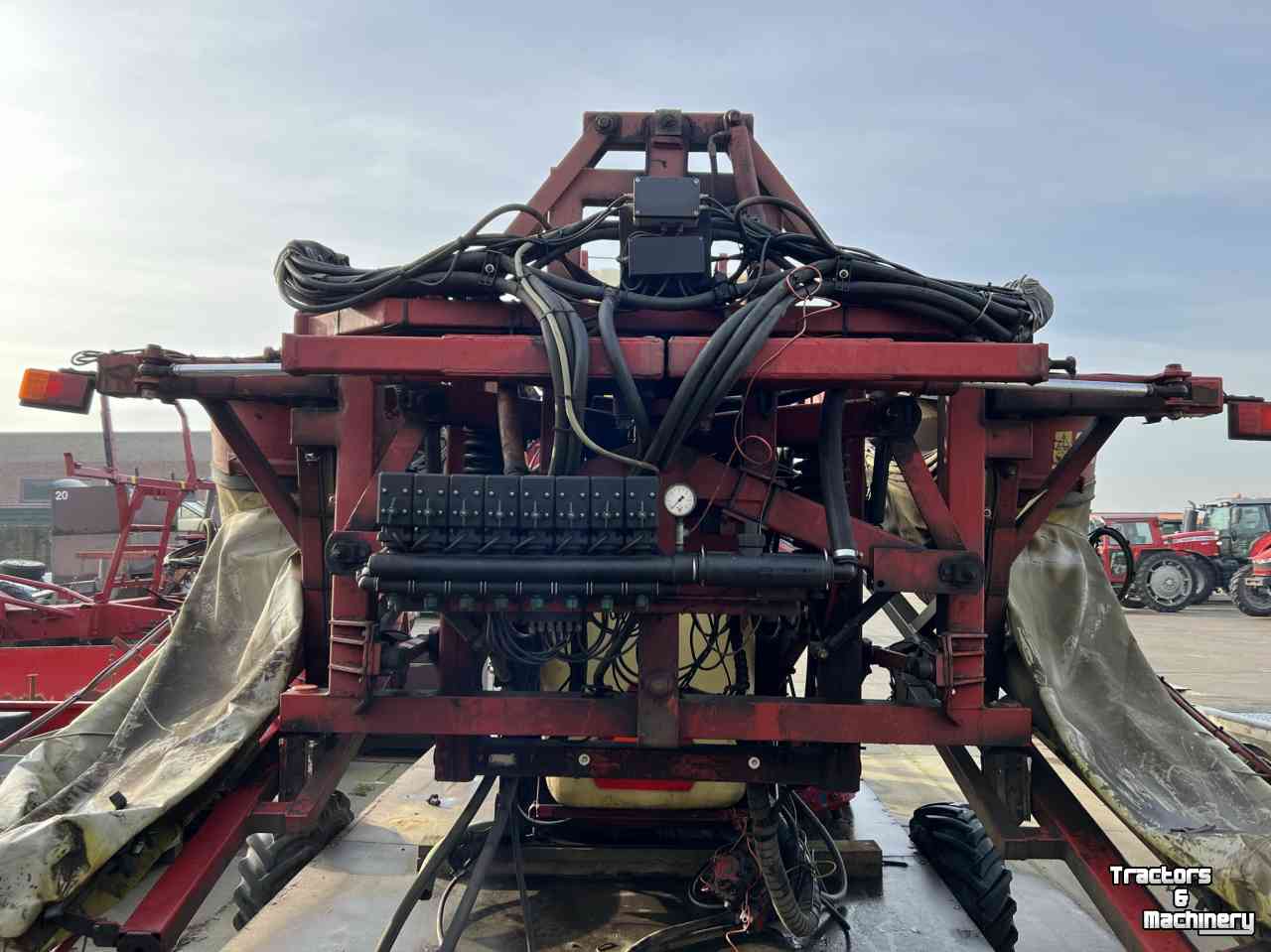 Fieldsprayer pull-type Hardi Commander