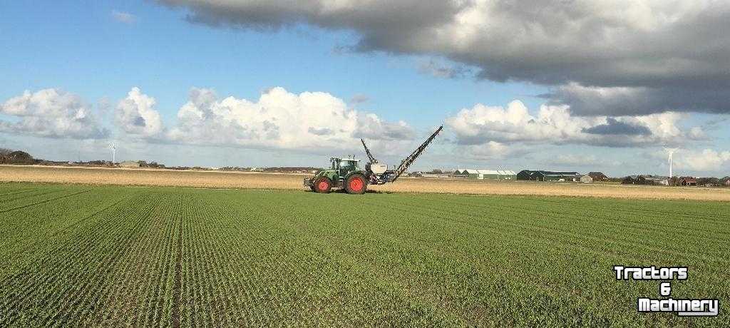 Fertilizer spreader Kramer SWINCOSEM Pneumatische weegstrooier