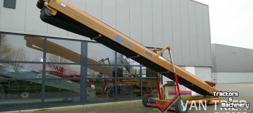 Telescopic storeloader Breston Z18-80XW hallenvuller