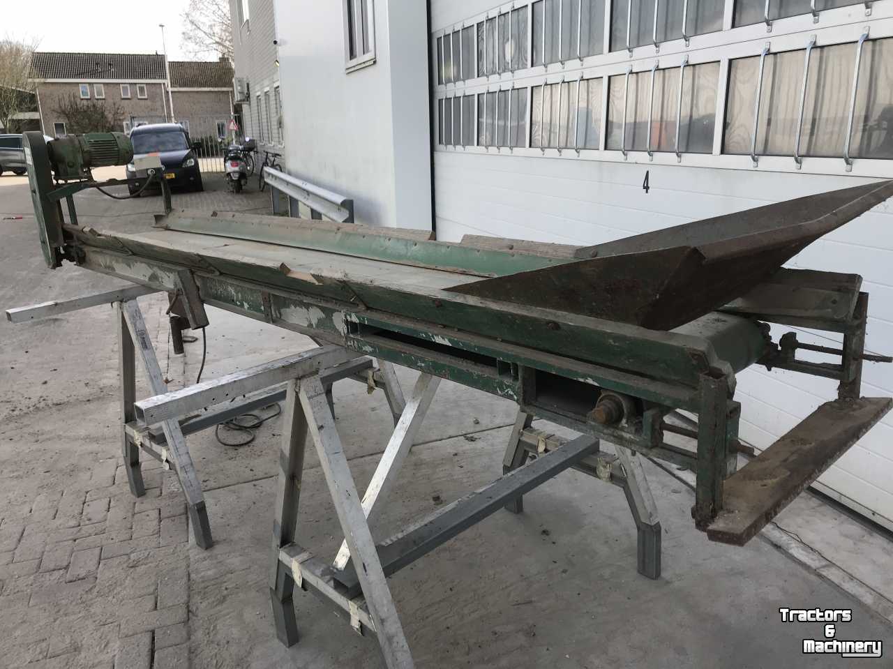 Conveyor  band vlak