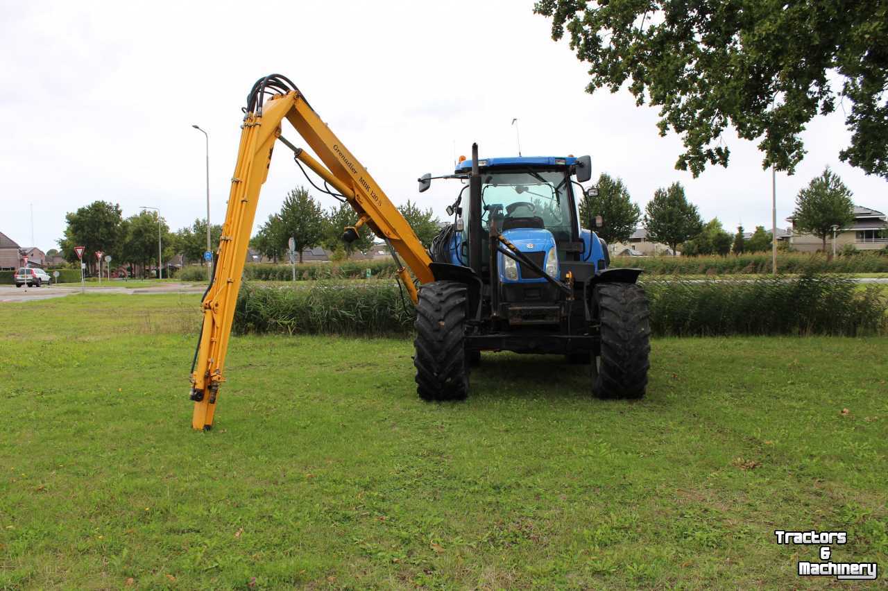 Mowing arm New Holland T 6080