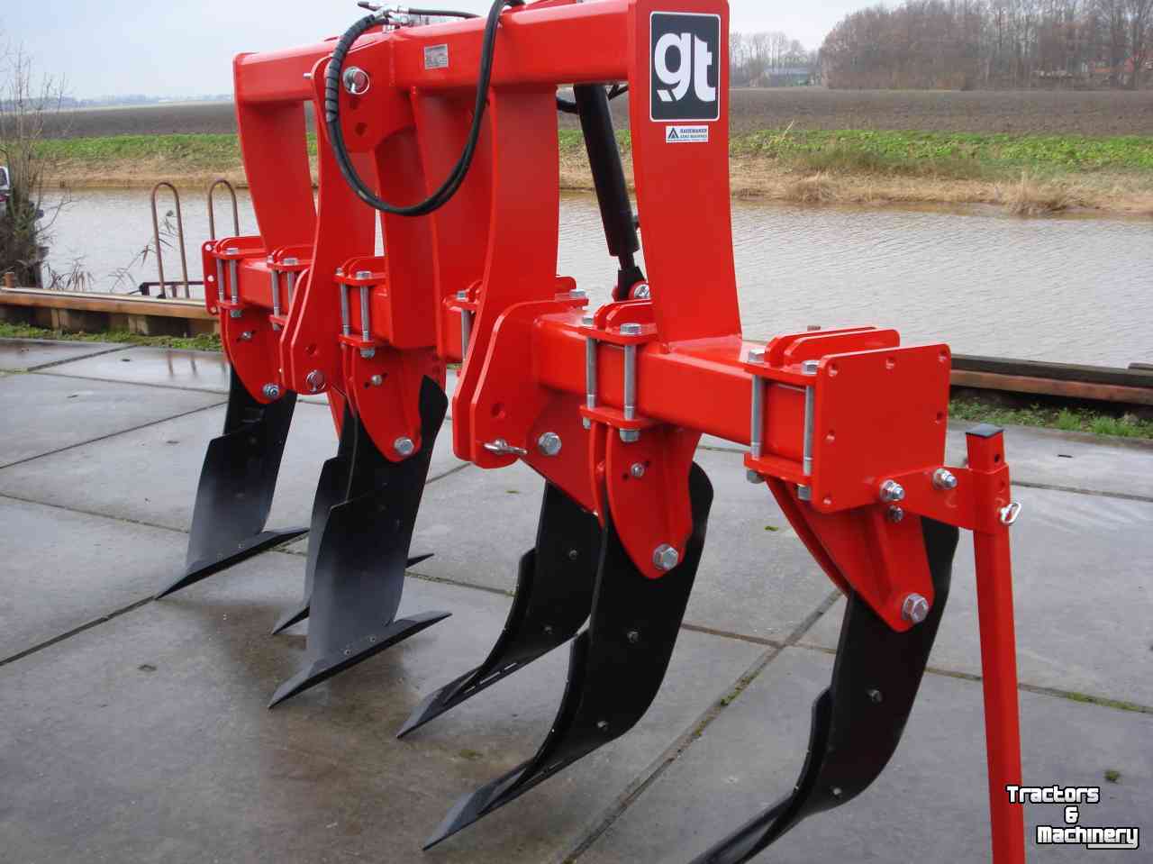 Deep subsoiler ADV Technik Voorzetwoeler , Bouwvoorlichter