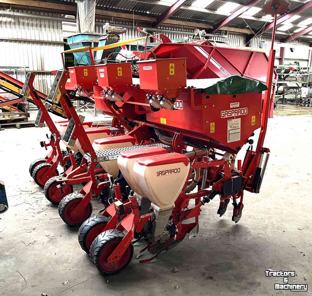 Seed drill Gaspardo ST 300/540 Maïszaaimachine. Zaaimachines