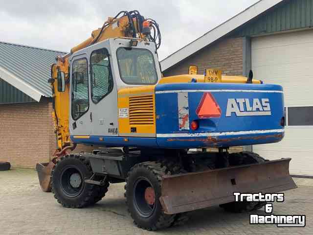 Excavator mobile Atlas 1404 met 2 bakken