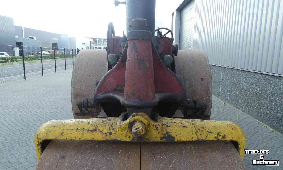 Tractors  Waterous Engine Works Co, Steam Road Roller / Stoomaangedreven motor / Stoommachine