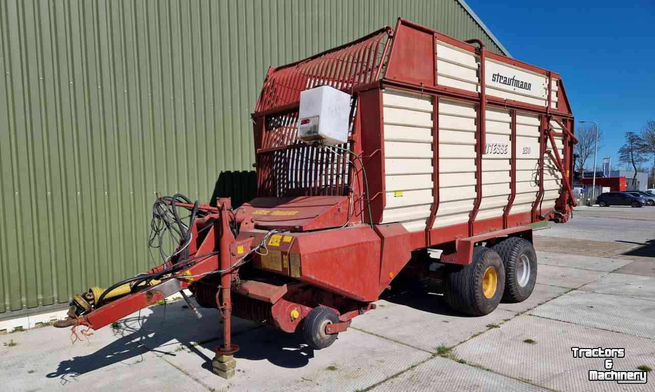 Self-loading wagon Strautmann Vitesse 230