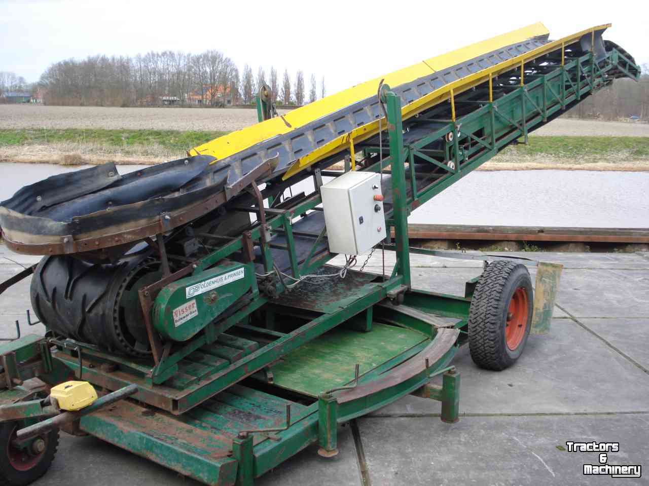 Telescopic storeloader Visser KB -13